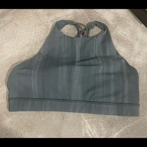 Energy High-Neck Longline Bra Size 8
Medium Support, B–D Cups